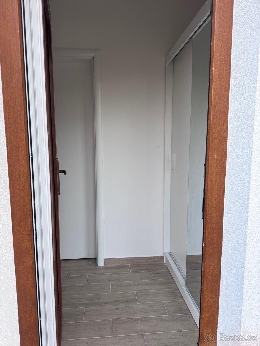 Mobilní dům 8x4m - 8