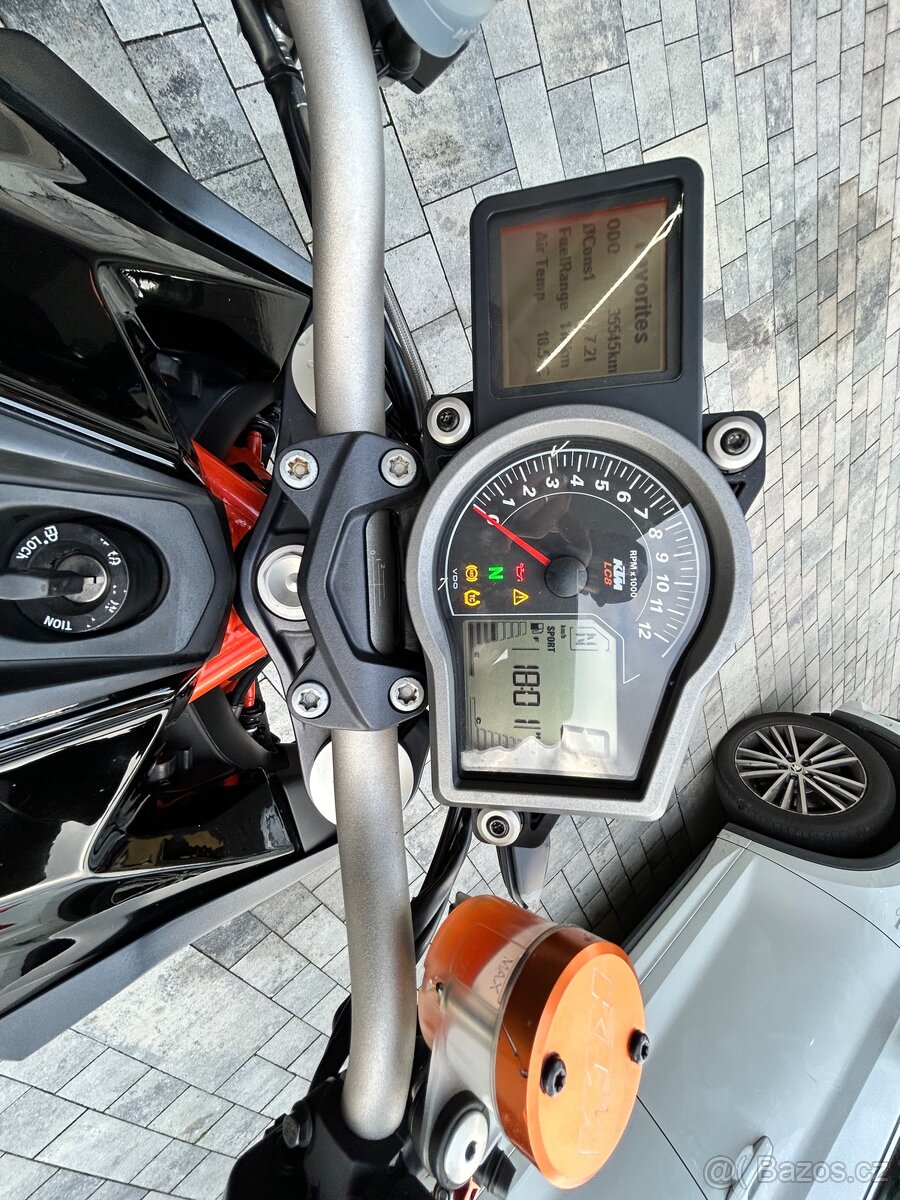 KTM Super Duke 1290 r - 8