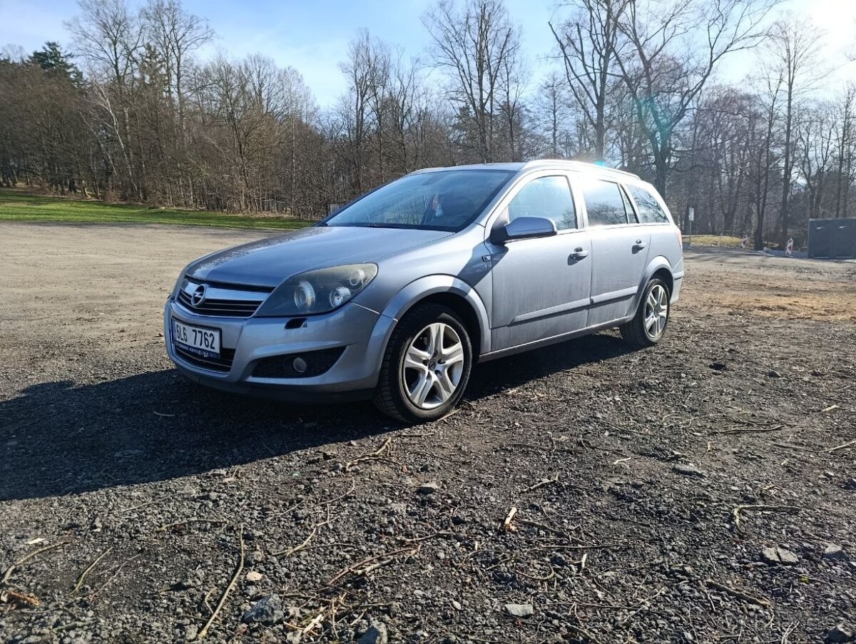Opel Astra h - 8