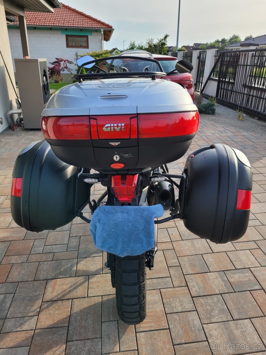 Triumph Tiger XCA 800 - 8