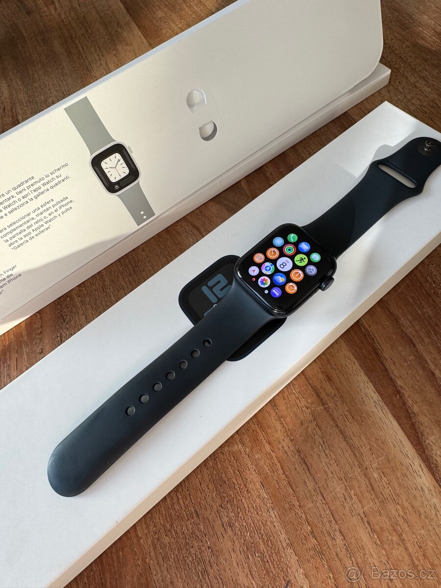 Apple Watch SE 2Gen - 8