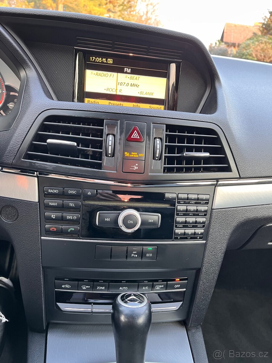 Mercedes-Benz E Coupé 220 CDI 2012 - 8