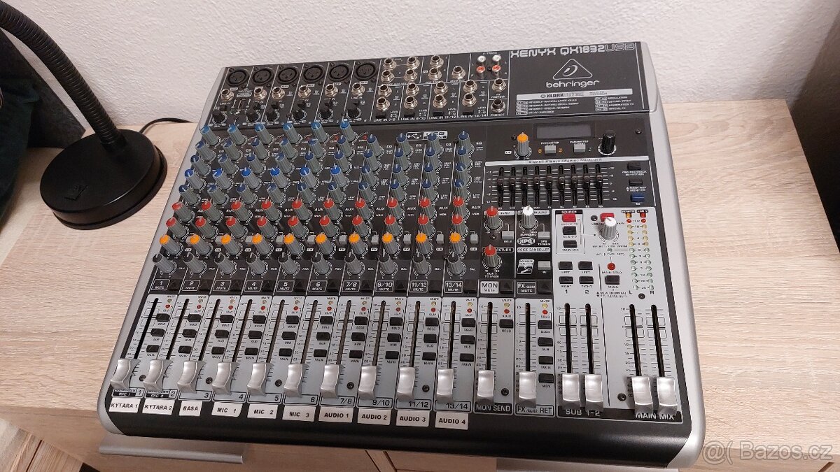 Mixážní pult - 8