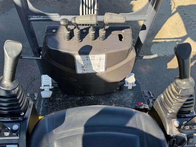 Pásový bagr Eurotrac HE12 - 8