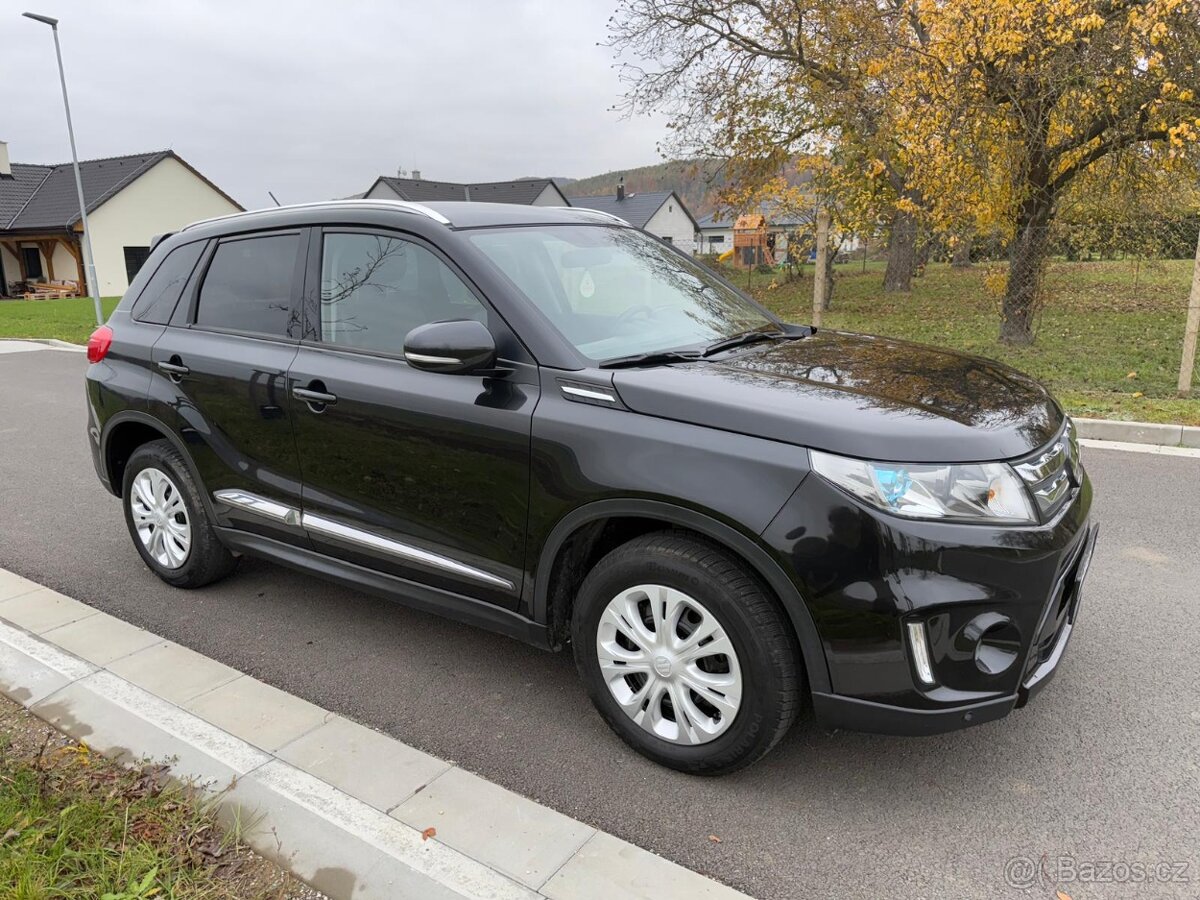 Suzuki Vitara 1.6VVT 88kw 4x4 Automat jen 95.488km KAMERA - 8