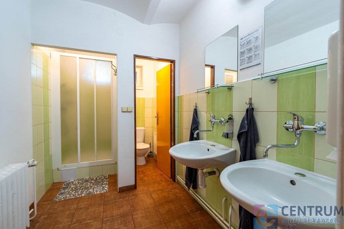 Prodej rekreační chalupy 373m2 - 8