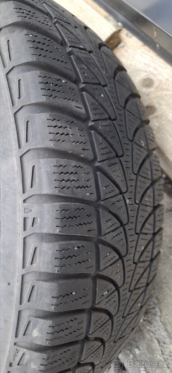 Zimní sada alu kol na VW Passat, 215/60 R16 - 8