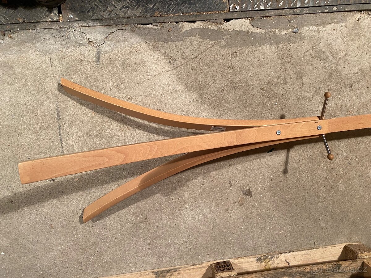 Věšák kovový, dřevěný, více kusů - 8