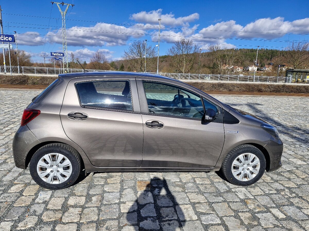 Toyota Yaris 1.5 Hybrid Launch Edition - 8