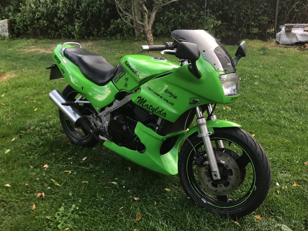 Kawasaki gpz500s - 8