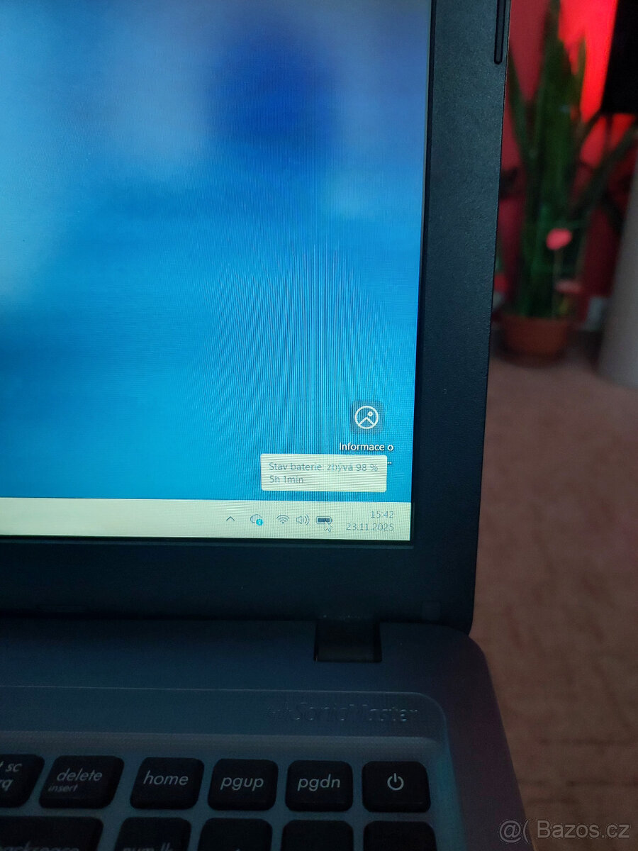 Asus VivoBook X540UAR Stav nového - 8