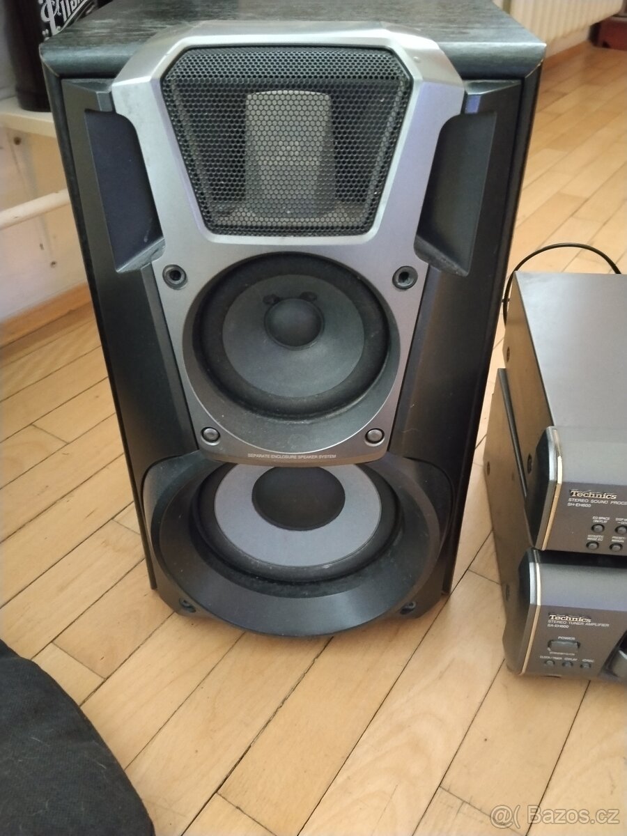 Prodám starší věž technics - 8