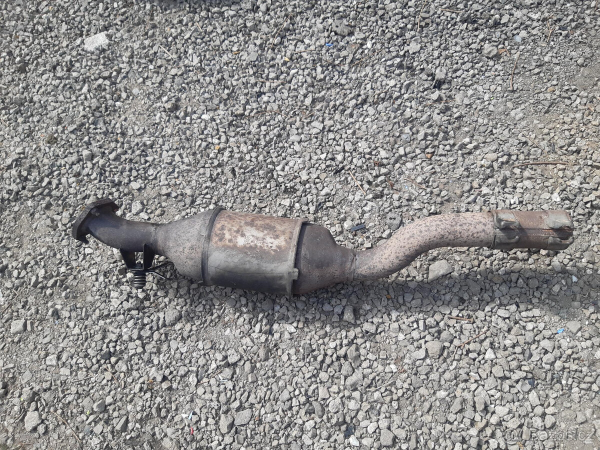 AUDI A8, S8 D2 - prodám výfuk + předkatalyzátory - 8