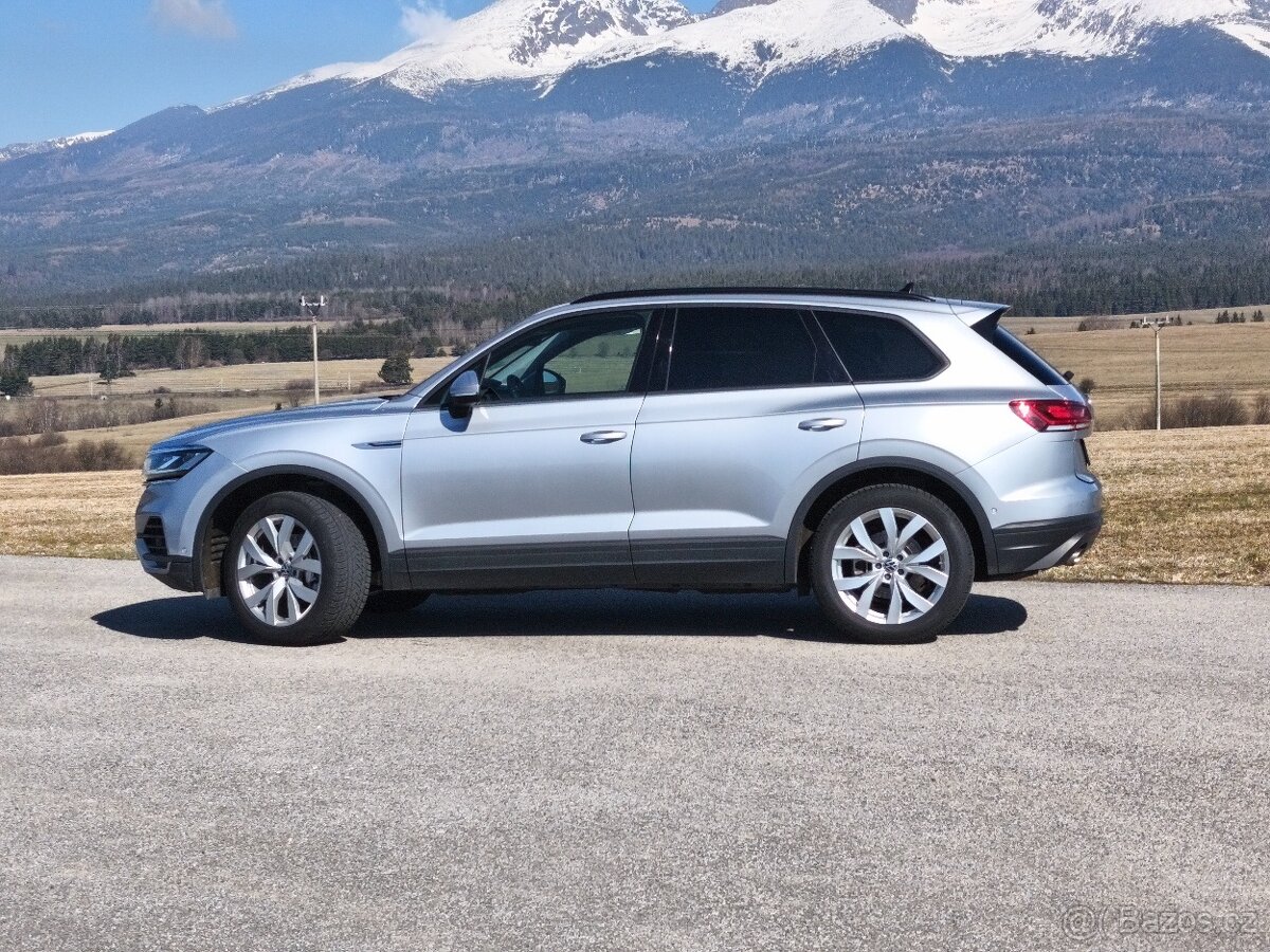 Volkswagen Touareg - 8
