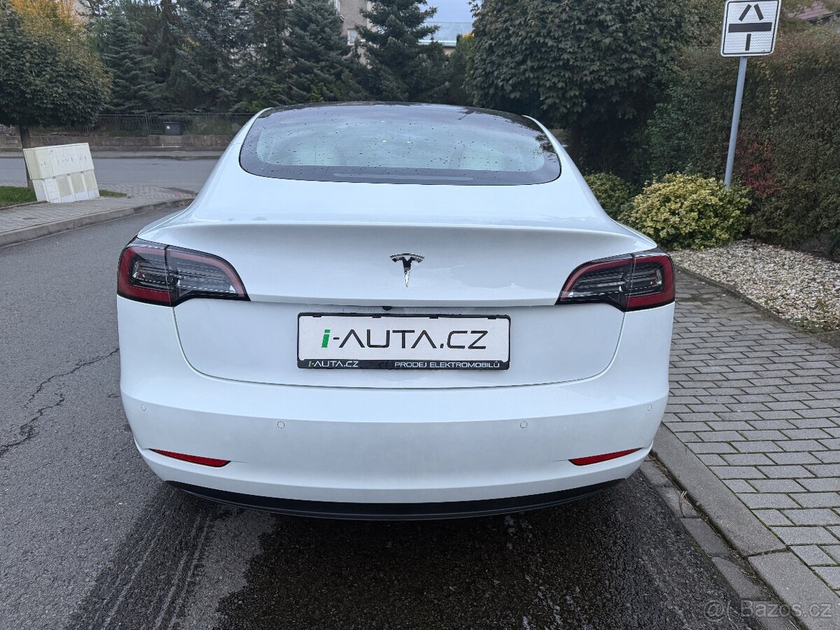 TESLA MODEL 3 SR+ 08/2021 74134KM SOH 92% BÍLÝ INTERIÉR - 8