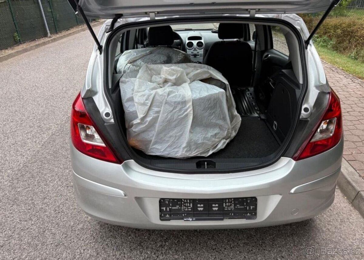 Opel Corsa 1,2i Nová STK klima zimáky benzín - 8