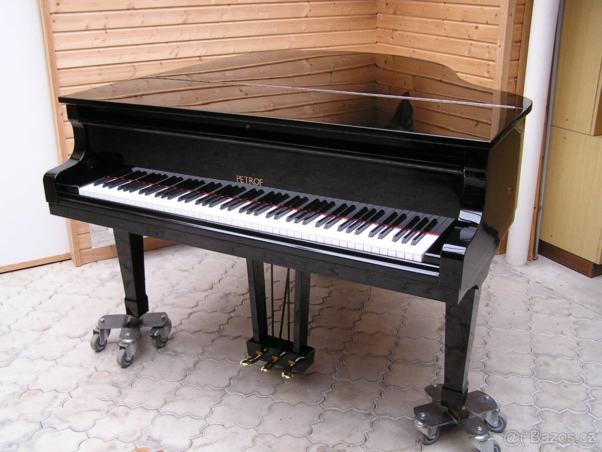 Prodám klavír Petrof mod.V - 8