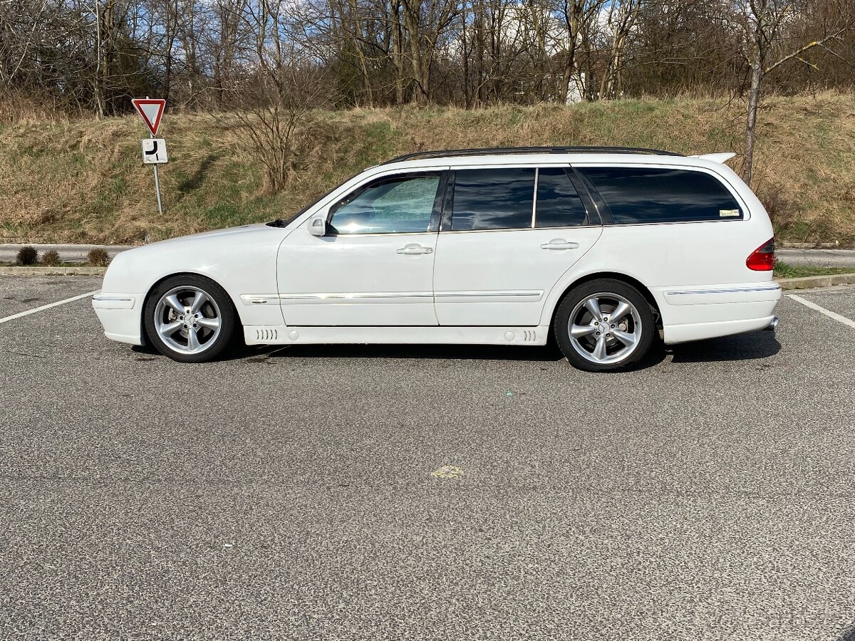 Mercedes Benz E430, V8 LORINSER typ 210 - 8