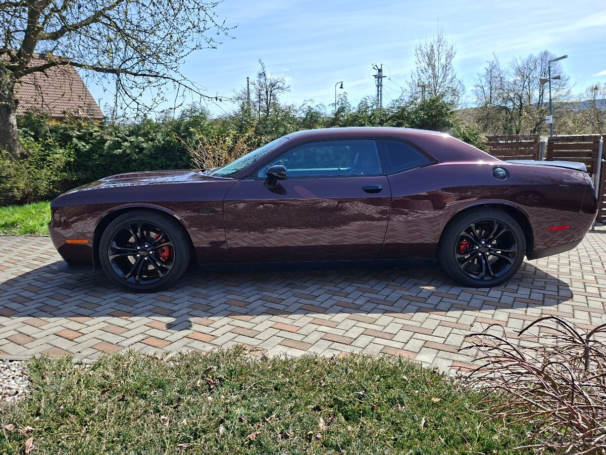 Dodge Challenger V8 5.7 2021 - 8