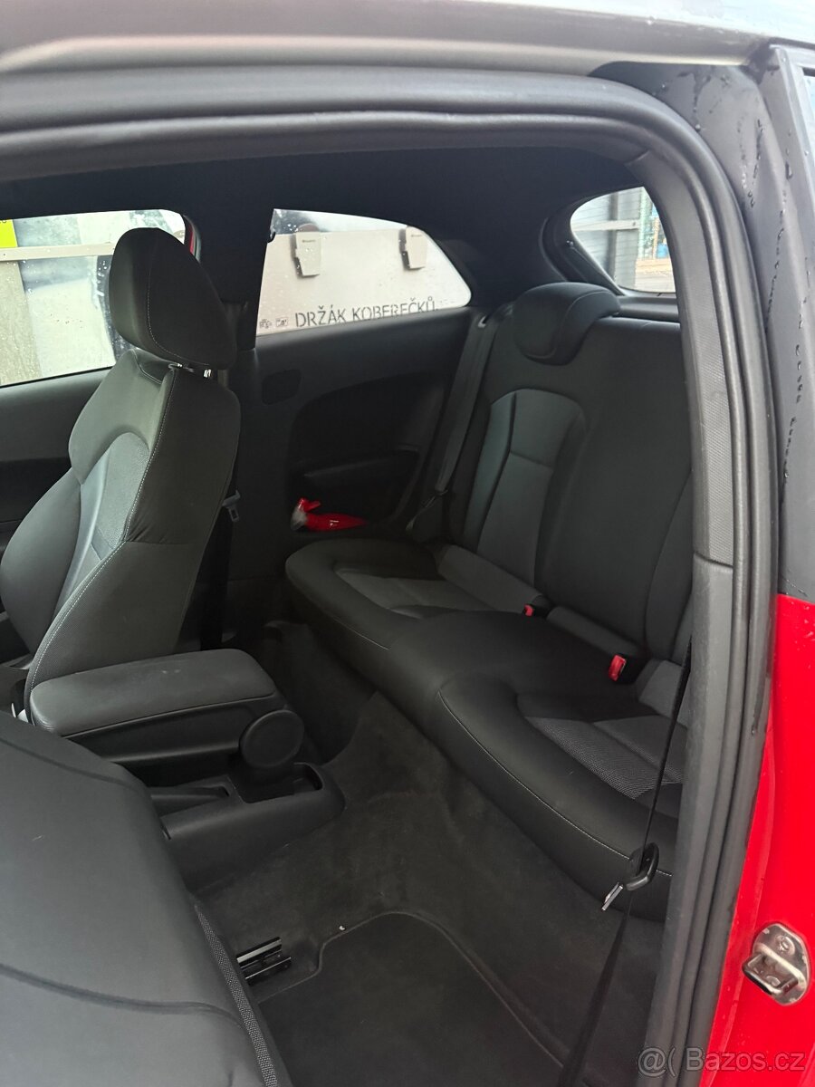 Audi A1 1.6TDi 77kw stk - 8