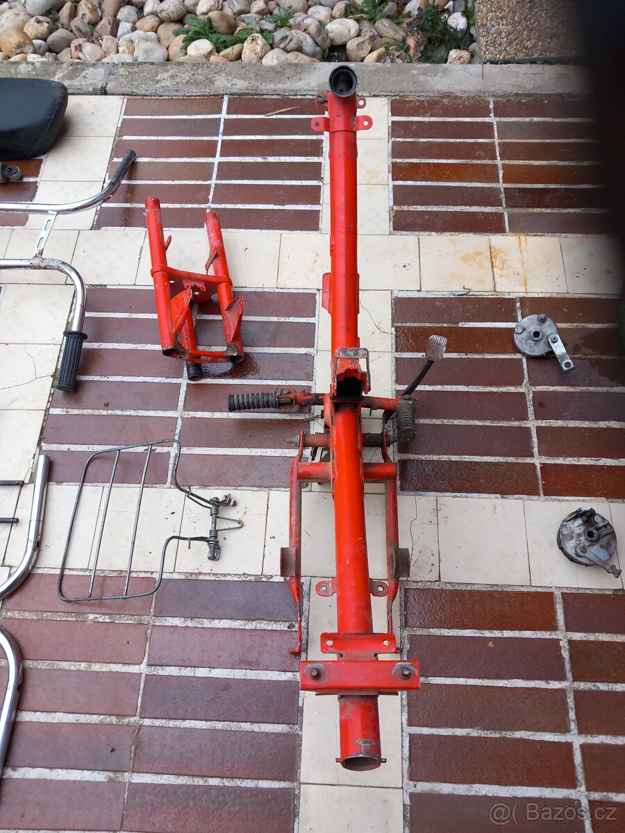 Moped Stella,Stella-Pento ruzne dily - 8