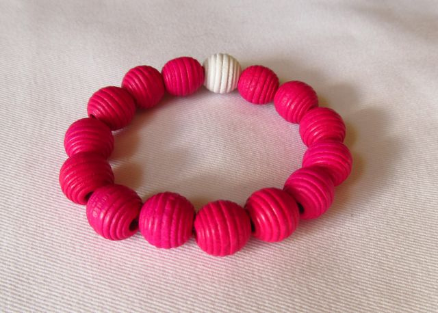 Barevné náramky z kuliček - 8