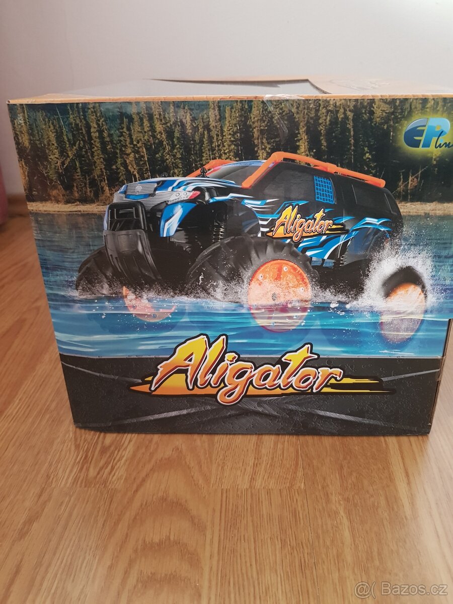 RC auto Alligator - 8