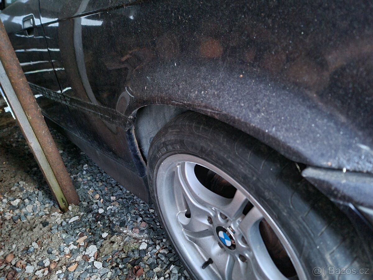 BMW E36 cabrio bez koroze 1.8 - 8