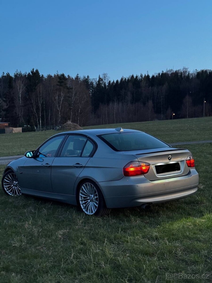 BMW E90 320d - 8