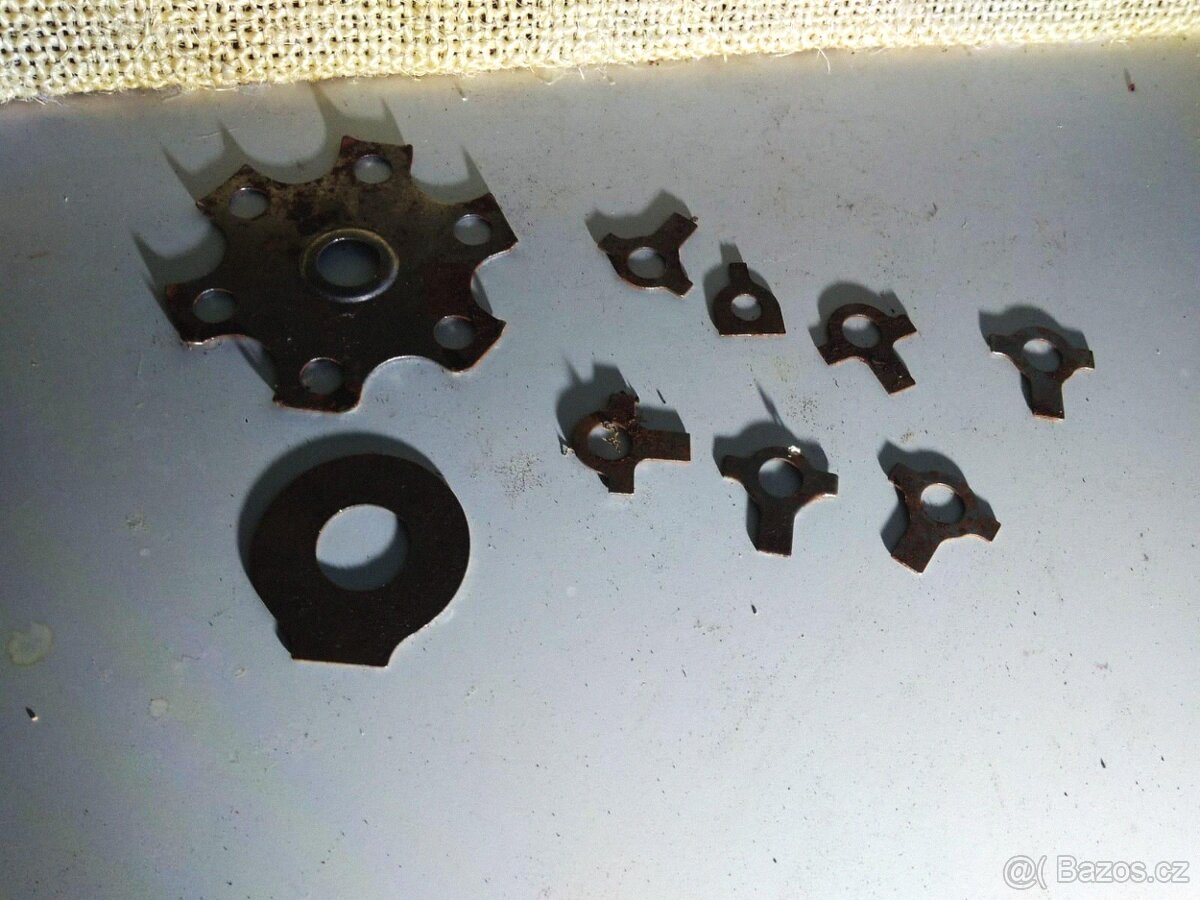Sada na opravu motoru - Šroub řízení + matka Škoda 1000MB? - 8