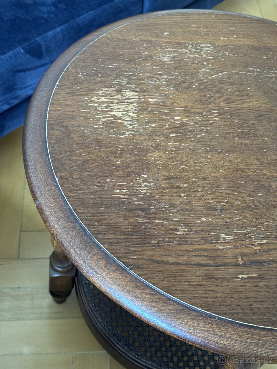 Rustikální kulatý konferenční stolek z masivu - 8