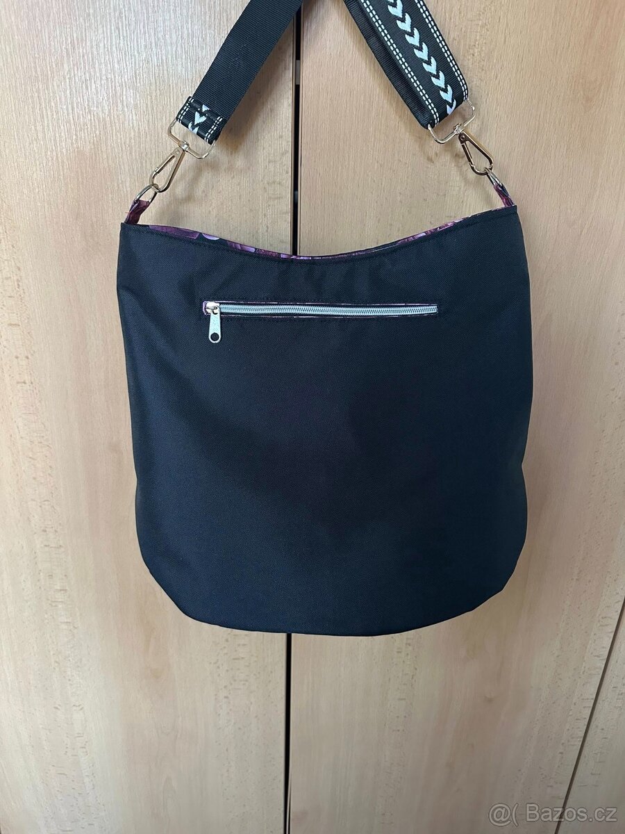 Kabelka s pivoňkami - 8