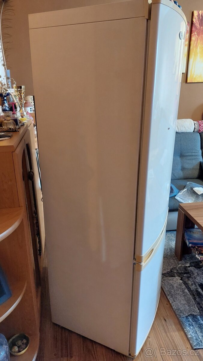 Lednička s mrazákem zdarma - 8