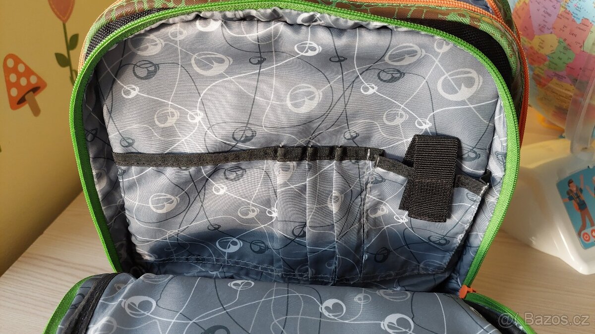 Školní batoh 1. - 4. třída zn. Bagmaster - 8