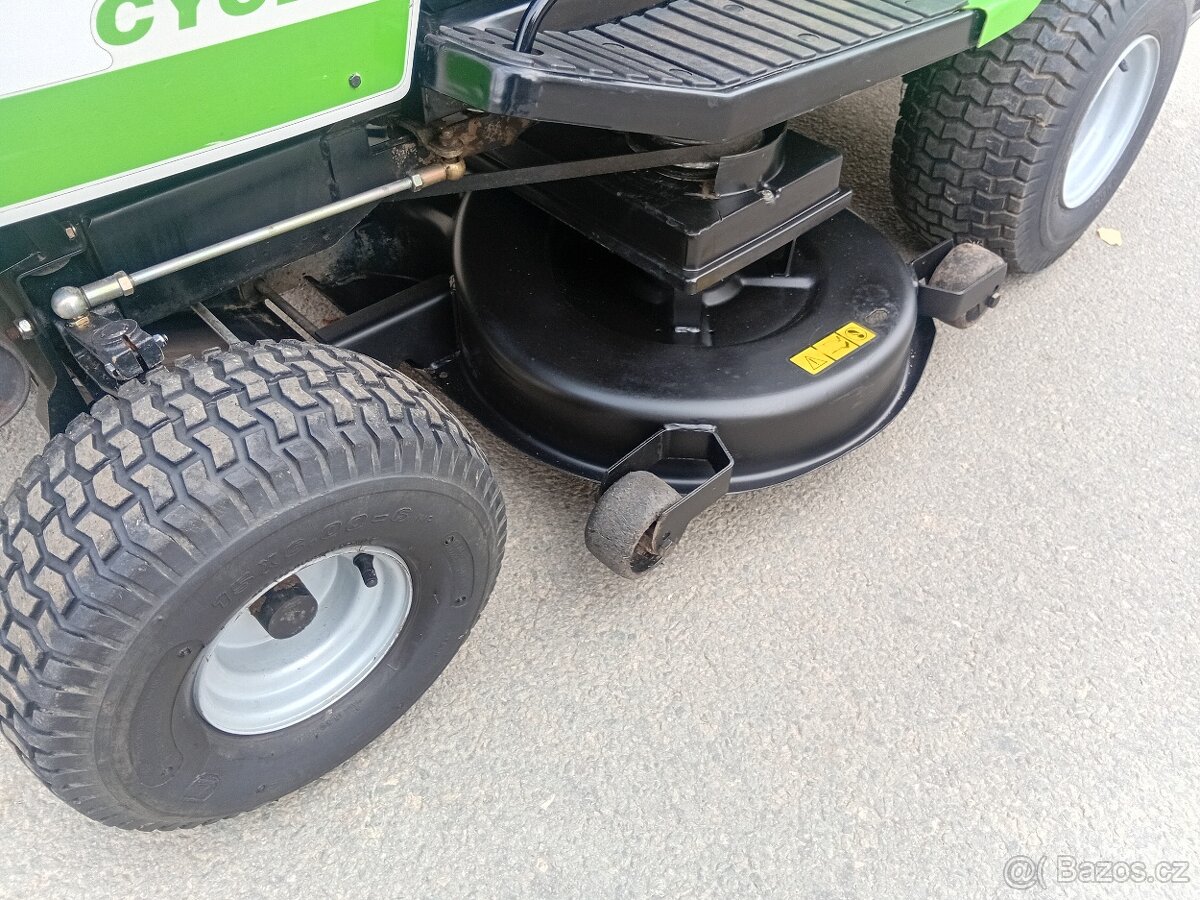 Prodám zahradní traktor Viking MT640 15.5Hp - 8