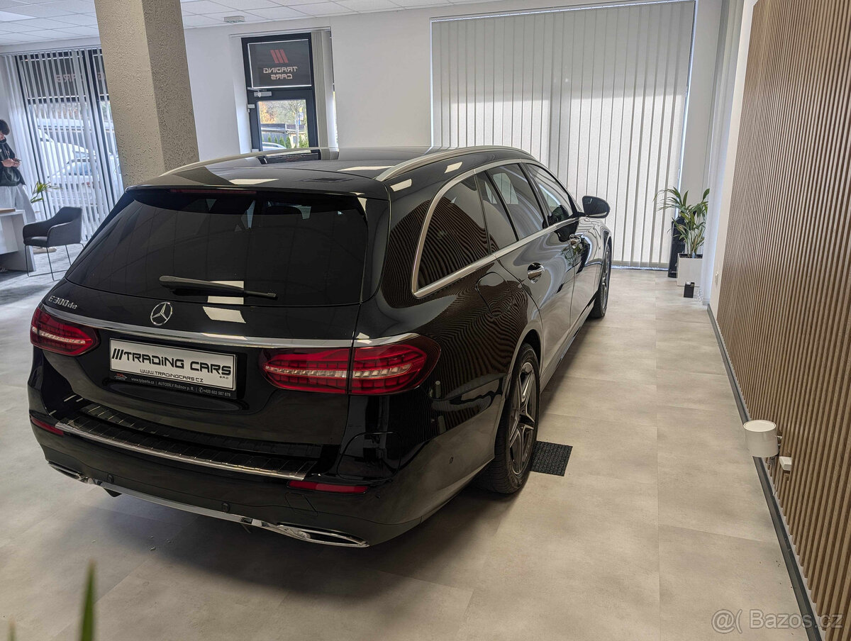 Mercedes-Benz Třídy E 2,0 E300 DE EQ POWER 225 KW AM - 8
