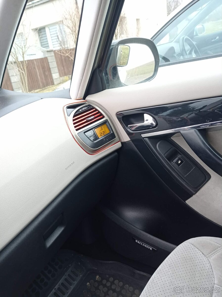 Citroen grand C4 Picasso 2 hdi - 8