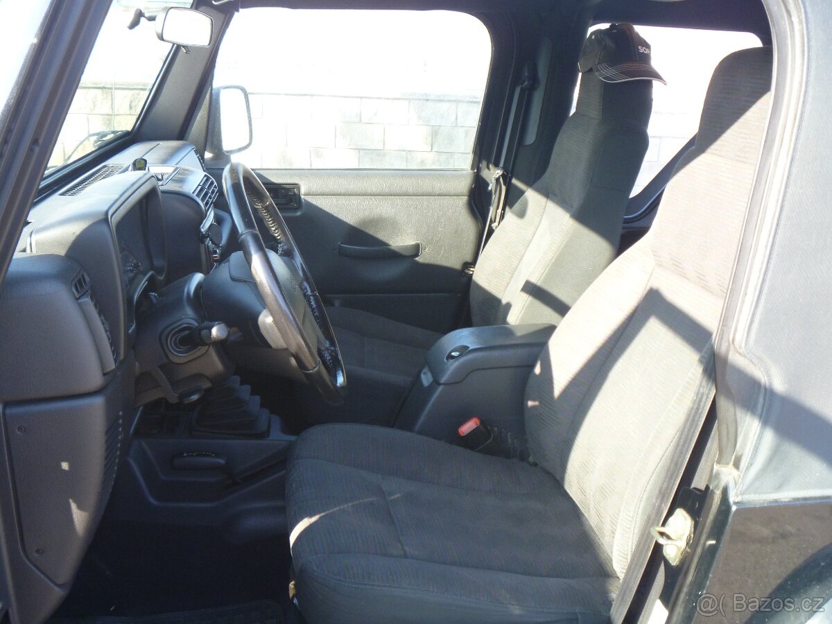 Jeep Wrangler 2.4i 105kW 4x4 HARDTOP - 8