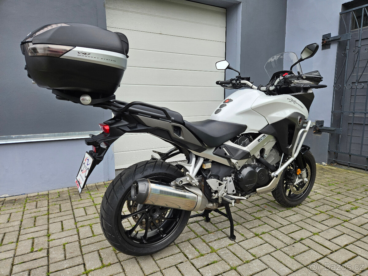 Honda VFR 800X Crossrunner ABS-Akce Doprava Zdarma - 8