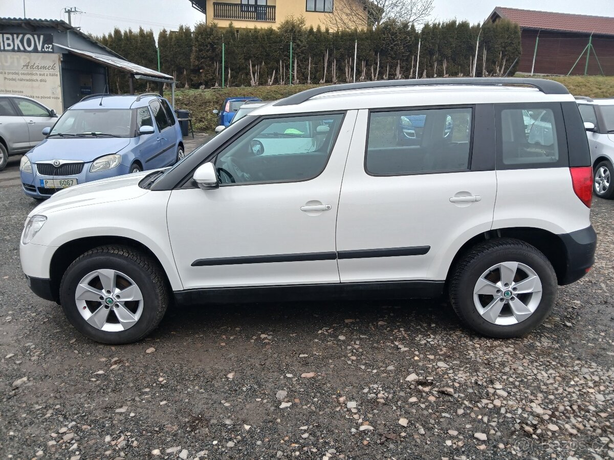 Škoda Yeti 2.0 TDi 4x4 AMBIENTE - 8