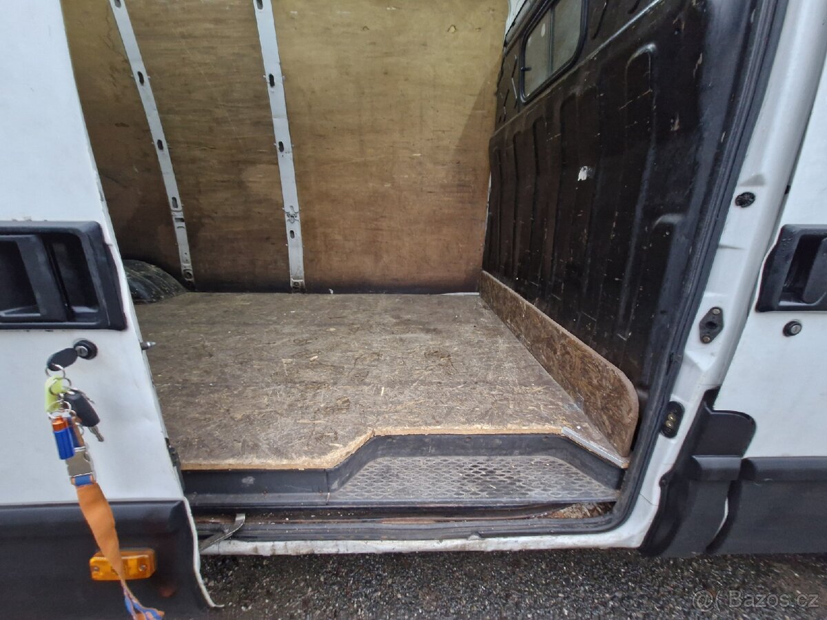 Iveco Daily 2.3 2010 - 8