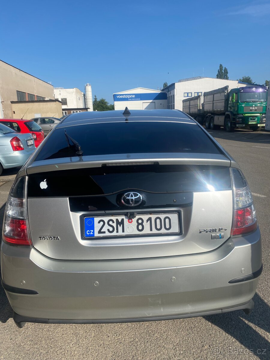 TOYOTA Prius 20 - 8