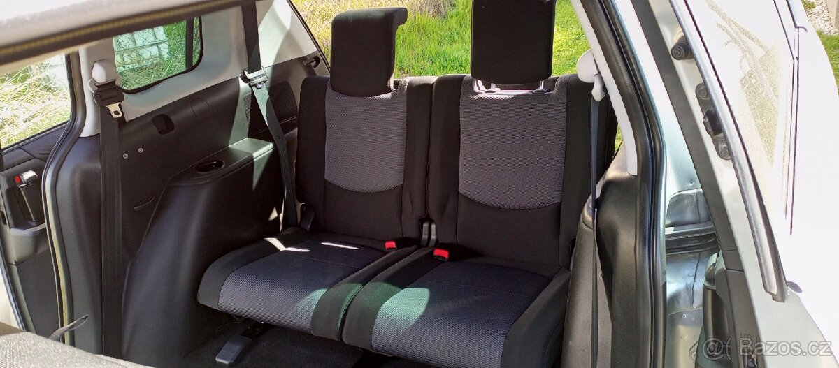 Mazda 5, diesel, velké 7-místné MPV nekuřácké 2009 Nová STK - 8
