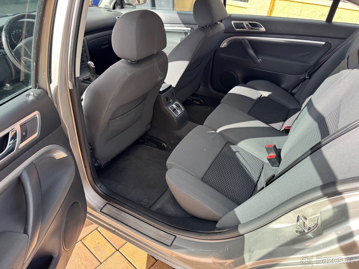 Škoda Superb 2.0TDI 103Kw Elegance - 8