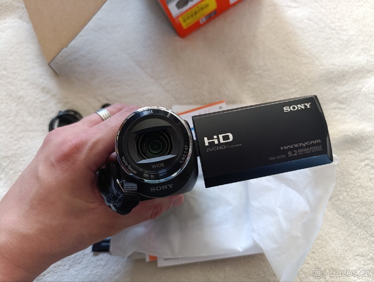 Videokamera Sony HDR-CX240 - 8