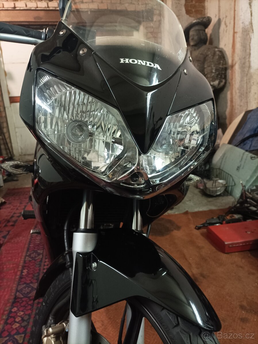 Prodám Honda CBR 125 R - 8