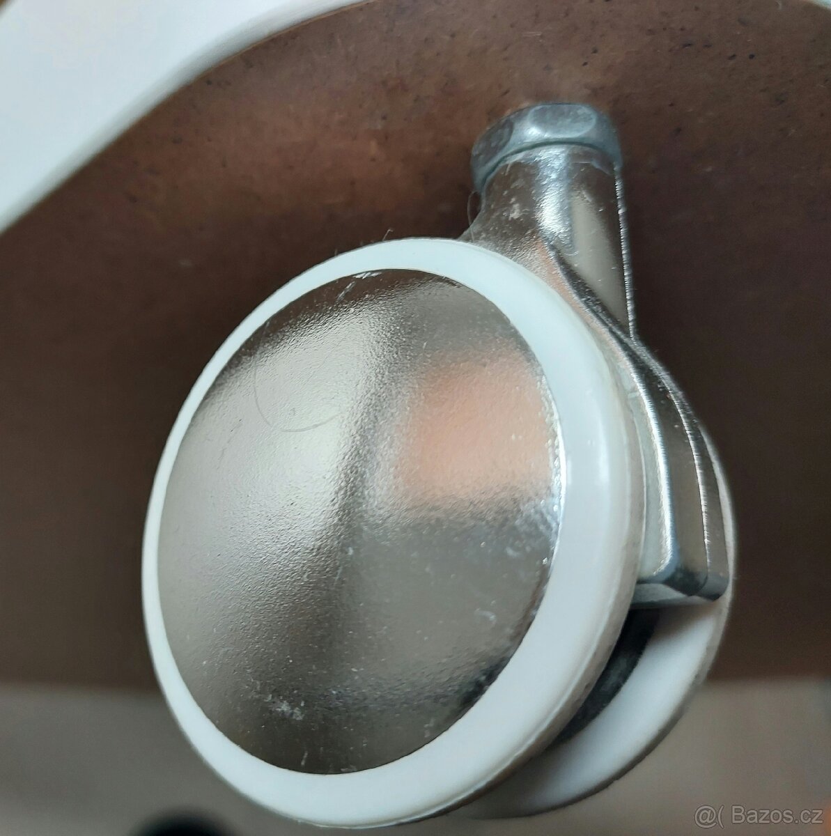 Stolek IKEA TINGBY na kolečkách – bílý - 8