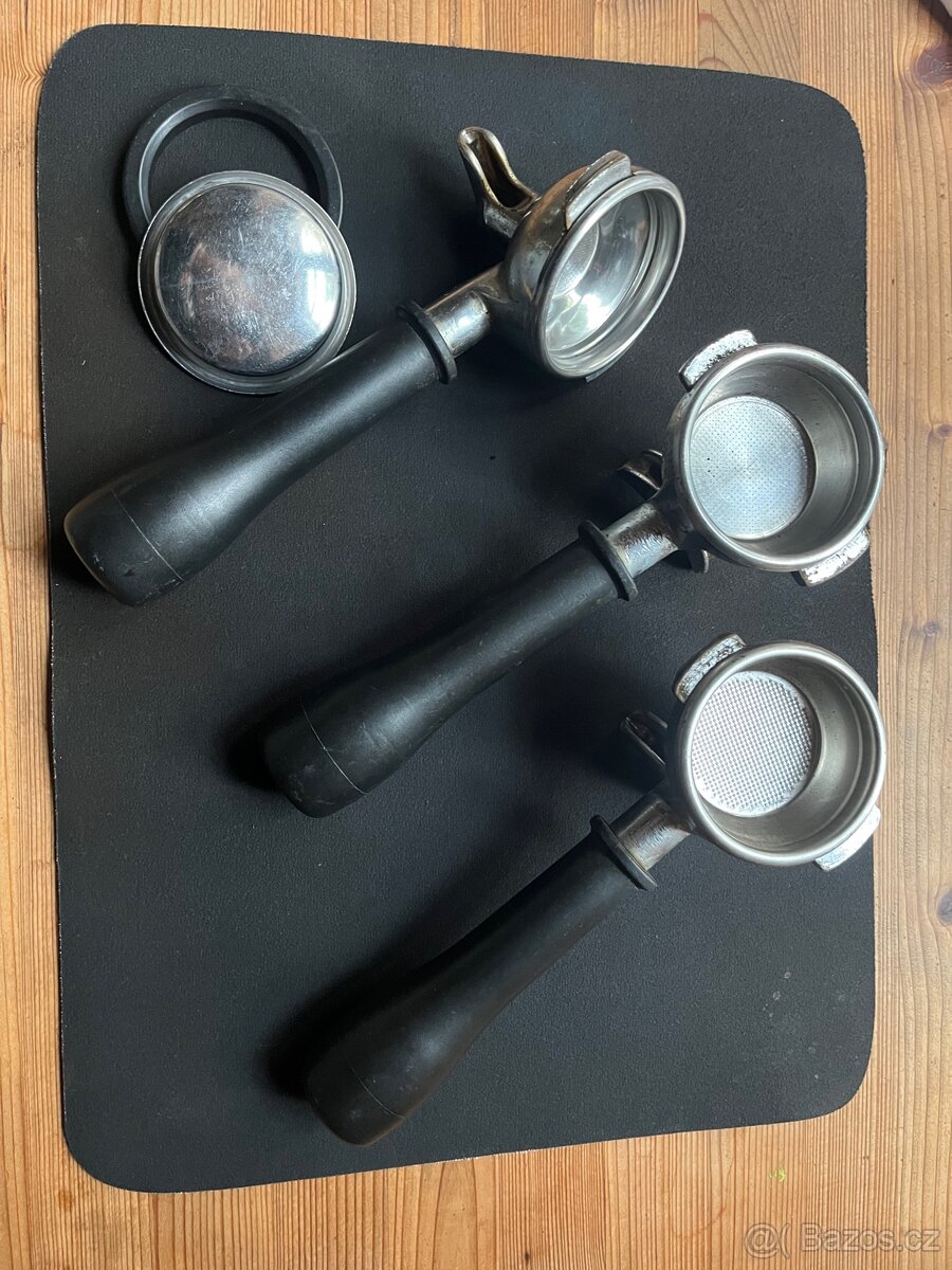 Kávovar dvoupákový ( gastro ) - 8