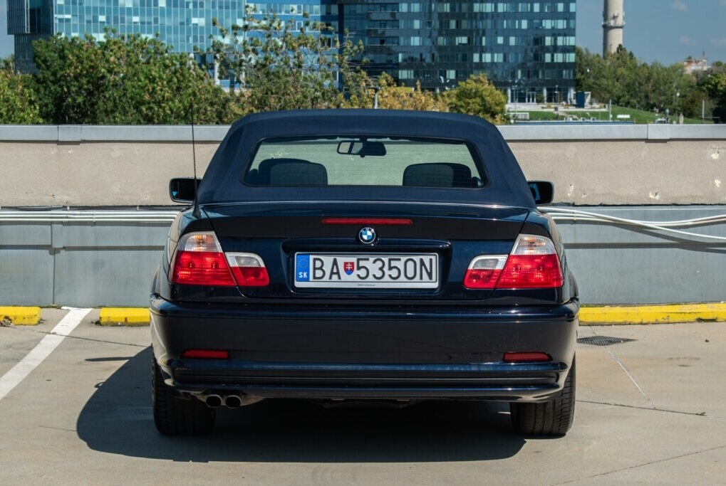BMW Rad 3 Cabrio 320Ci radový 6-valec - 8