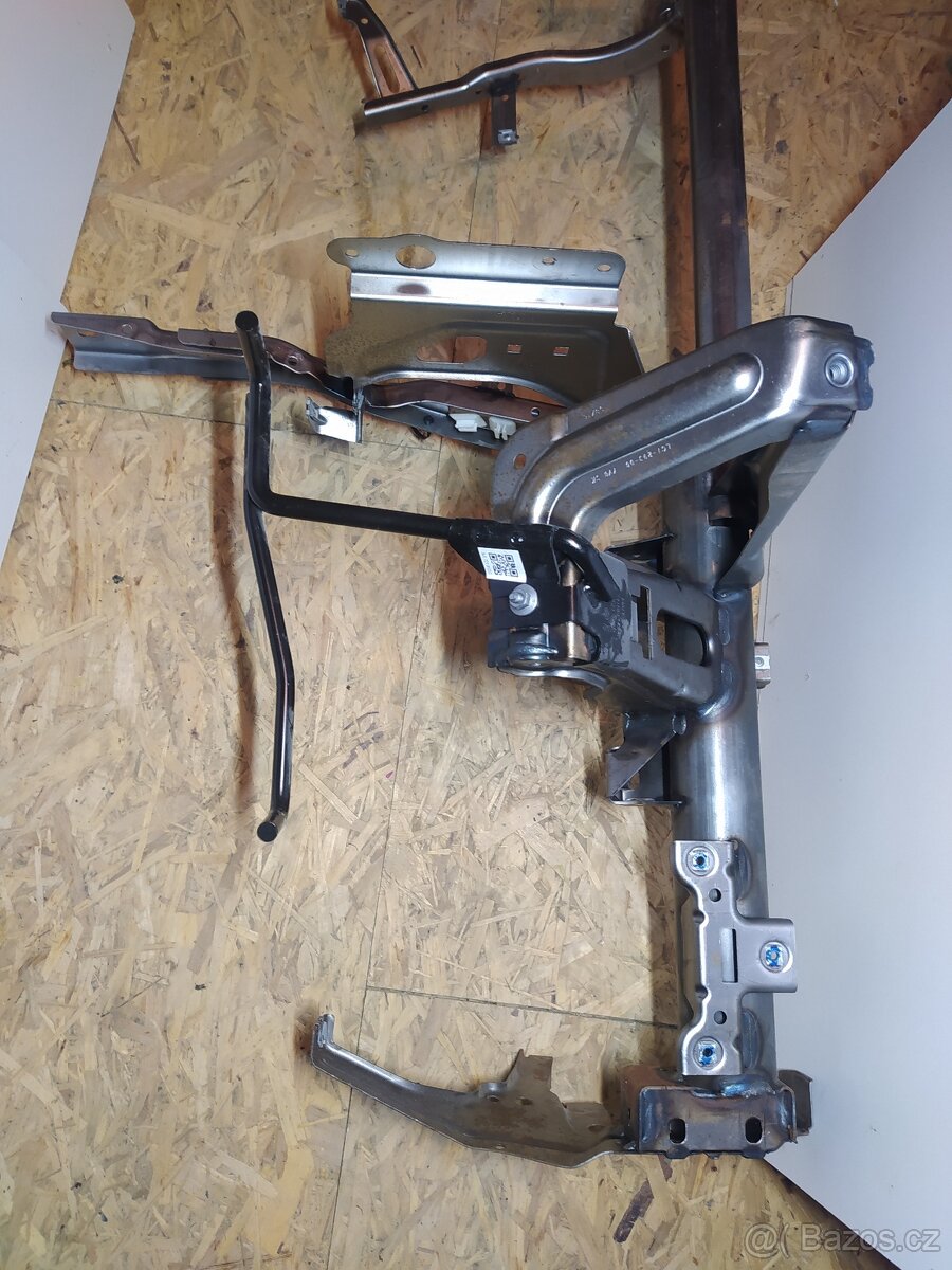 Tyč přístrojovky - 8